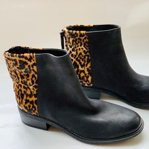 SPERRY Black Leather Boots Leopard print NWOT.